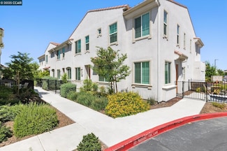 5301 E Commerce Way Unit 58104, Sacramento, CA 95835