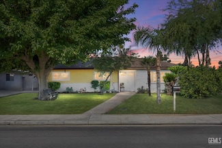 4501 Chadbourn St, Bakersfield, CA 93307