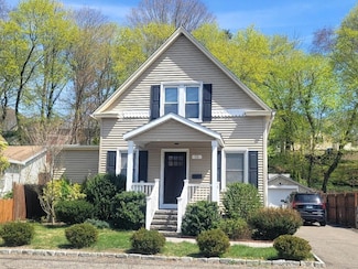 18 Forest Ave, Shelton, CT 06484