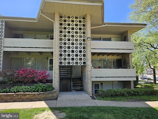 156 Haycock Rd Unit A6, Falls Church, VA 22046