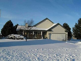330 Marlow Dr, Liberty Center, OH 43532