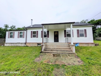 1313 Marion St, Centertown, MO 65023
