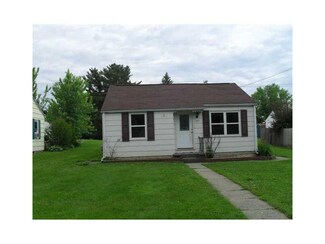 740 High St, Conneaut Lake, PA 16316