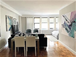 220 E 54th St Unit 9H, New York, NY 10022