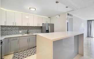 150 SE 25th Rd Unit 10H, Miami, FL 33129