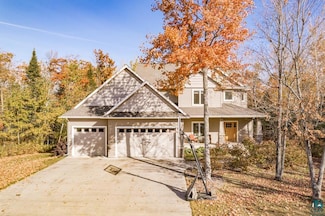 5143 Cedar Ridge Dr, Duluth, MN 55811