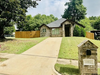 402 E Mims St, Tyler, TX 75702