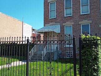 2419 W Flournoy St, Chicago, IL 60612