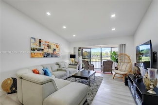 5154 Oak Hill Ln Unit 1022, Delray Beach, FL 33484