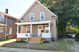159 14th St, Conneaut, OH 44030