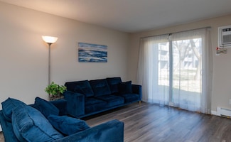 2930 Blaisdell Ave Unit 124, Minneapolis, MN 55408