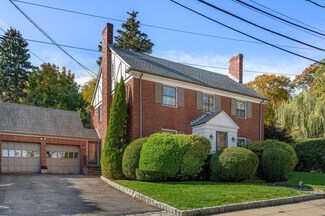 14 Hillcroft Rd, Jamaica Plain, MA 02130