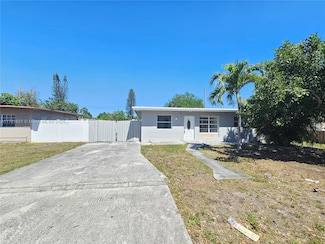 5621 Cleveland St, Hollywood, FL 33021