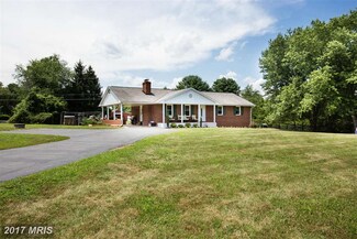132 Rocky Run Rd, Fredericksburg, VA 22406