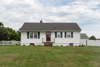 77 Maple Dr, Verona, VA 24482