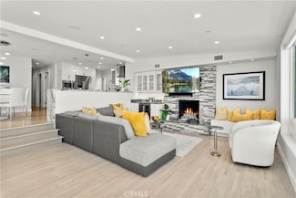 166 Fairview St, Laguna Beach, CA 92651