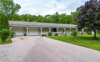 479 Ross Hill Rd, Charlestown, RI 02813