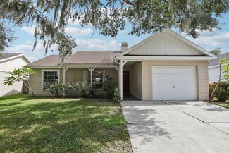 4720 Silkrun Ct, Plant City, FL 33566