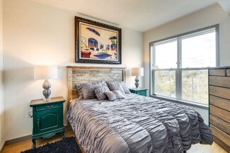 400 Herron Dr Unit 318, Nashville, TN 37210