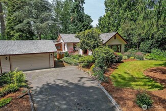 19037 37th Ave NE, Lake Forest Park, WA 98155