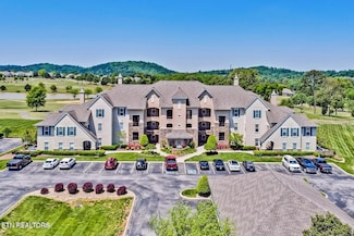 535 Rarity Bay Pkwy Unit 304, Vonore, TN 37885