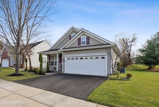 149 Wintergreen Dr, Manalapan, NJ 07726