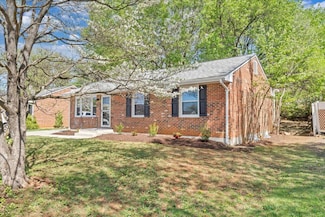 4753 Long Acre Dr NE, Roanoke, VA 24019