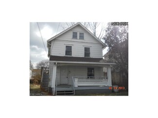 795 Kling St, Akron, OH 44311