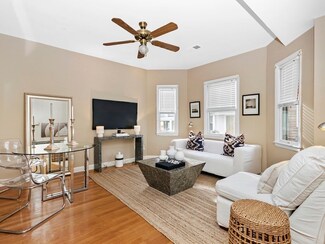8 Sanger St Unit 1, Boston, MA 02127