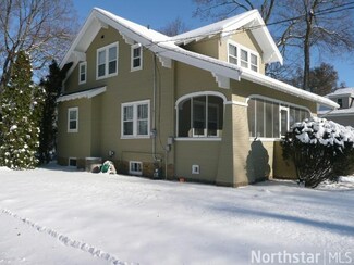 415 Division St E, Maple Lake, MN 55358