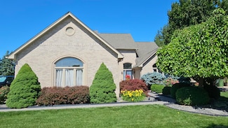 47337 Circle Crest Dr, Shelby Township, MI 48315