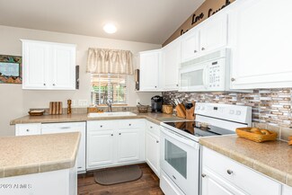2400 E Baseline Ave Unit 46, Apache Junction, AZ 85119