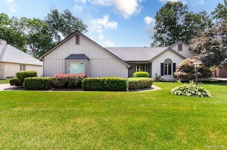 12478 Watkins Dr, Shelby Township, MI 48315