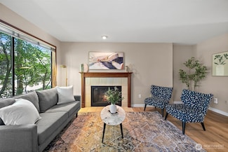 140 Summit Ave N Unit A6, Kent, WA 98030