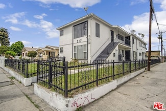 317 W 76th St, Los Angeles, CA 90003