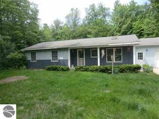 7734 Demerly Rd, Benzonia, MI 49616