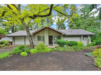 3677 Wilshire Ln, Eugene, OR 97405