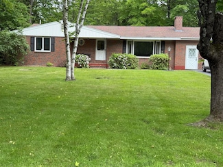 15 Smiley Ave, Winslow, ME 04901