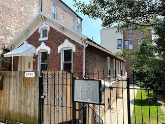 2245 W 21st St Unit 4, Chicago, IL 60608
