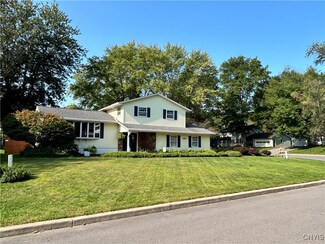 4004 Arrowhead Ln, Liverpool, NY 13090