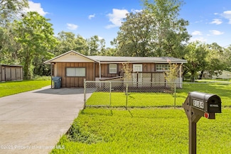9184 Dan Lynn St, Brooksville, FL 34601
