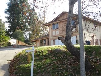 1811 Navajo Place, Escondido, CA 92029