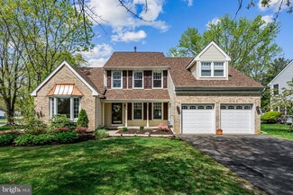 2 Burke Dr, Medford, NJ 08055