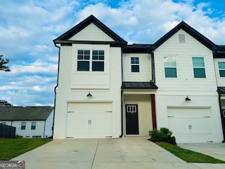 124 Auburn Run Ln, Auburn, GA 30011