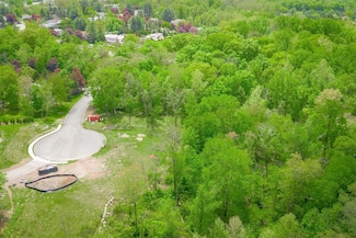 25 Quince Ln, Montebello, NY 10901