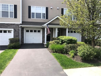 6 Putters Way, Middletown, NY 10940
