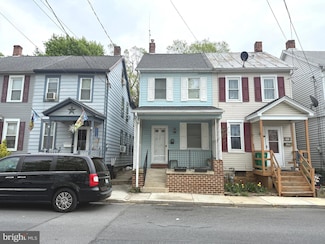 813 Factory St, Carlisle, PA 17013