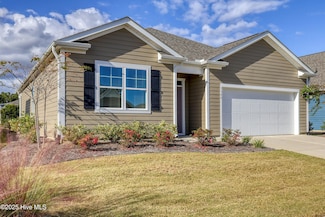 1340 Clendon Cir, Leland, NC 28451