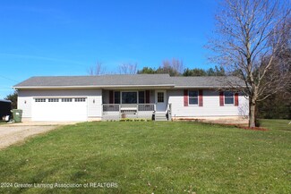 1086 Tyler Ln, Charlotte, MI 48813
