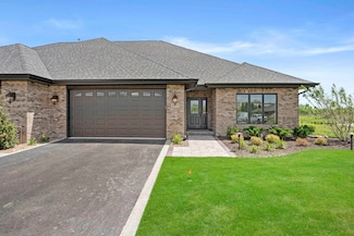 8433 Dancing Waters Ln, Saint John, IN 46373